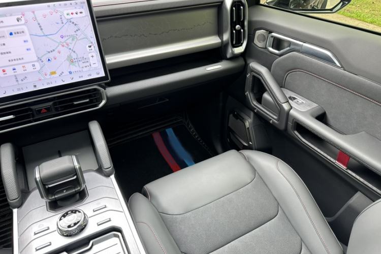 Used JETOUR Traveler 2023 2.0T All-Wheel Drive CrossPRO+
