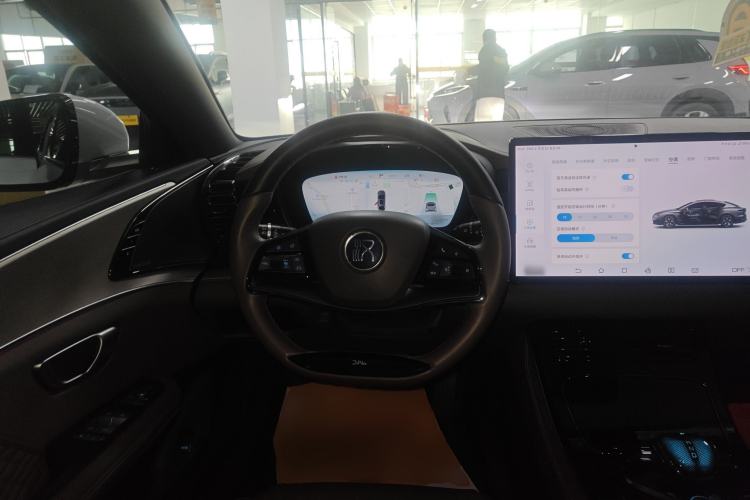 Used BYD Han 2023 DM-i Champion Edition 200KM Premium Model
