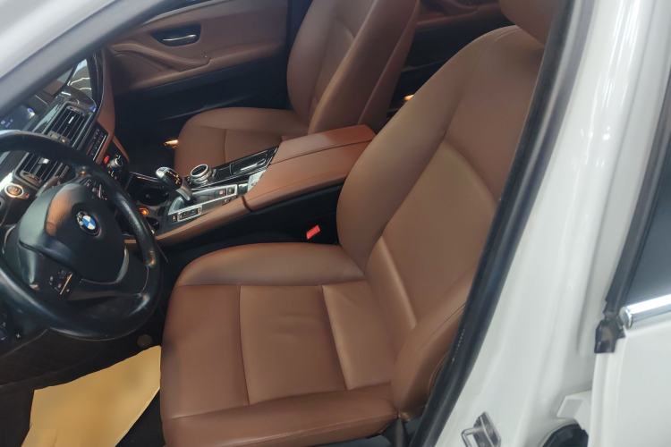 Used BMW 5 Series 2017 525Li Leading Model
