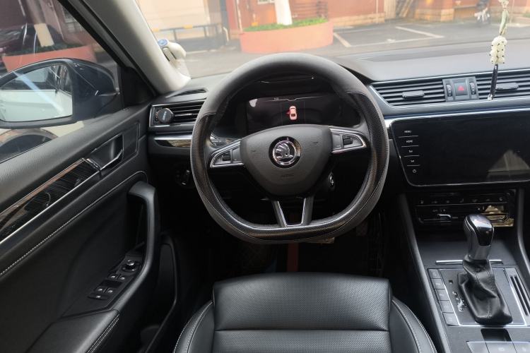 Used Skoda Superb 2022 TSI330 DSG Luxury Edition