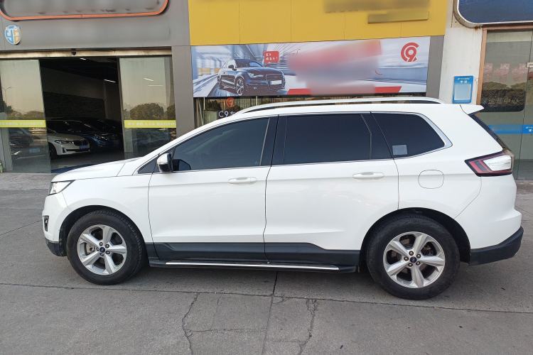Used Ford Edge 2016 EcoBoost 245 Two-Wheel-Drive Titanium 5-Seater
