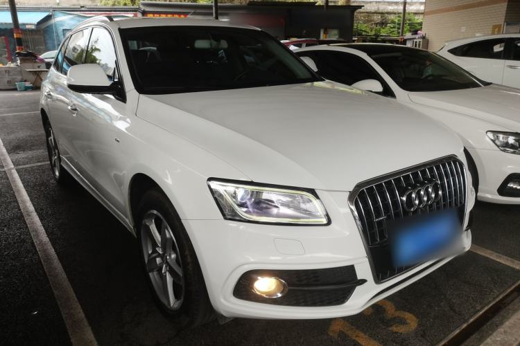 Used Audi Q5 2017 Plus 40 TFSI Ambition Model
