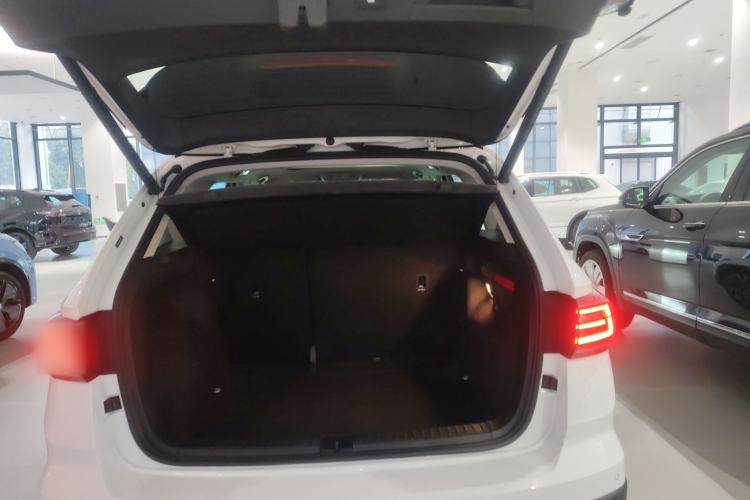 Used Volkswagen Tharu 2024 300TSI Two-Wheel-Drive Moon Luxury Edition