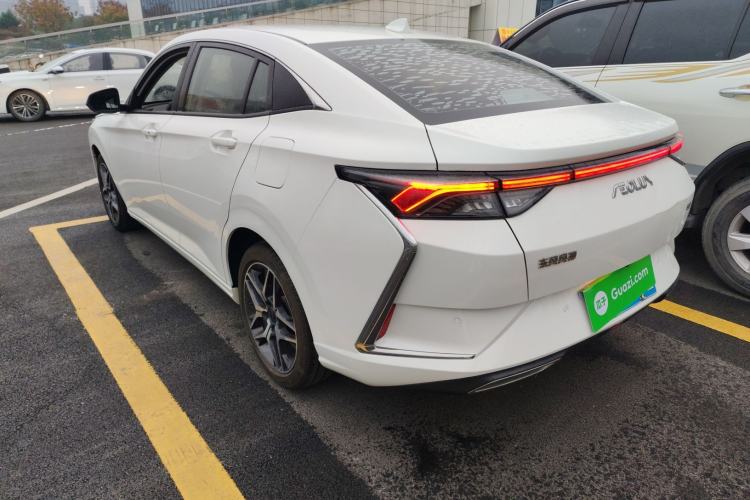 Used Dongfeng Aeolus Yixuan 2021 230T Automatic Chasing Shadow Edition
