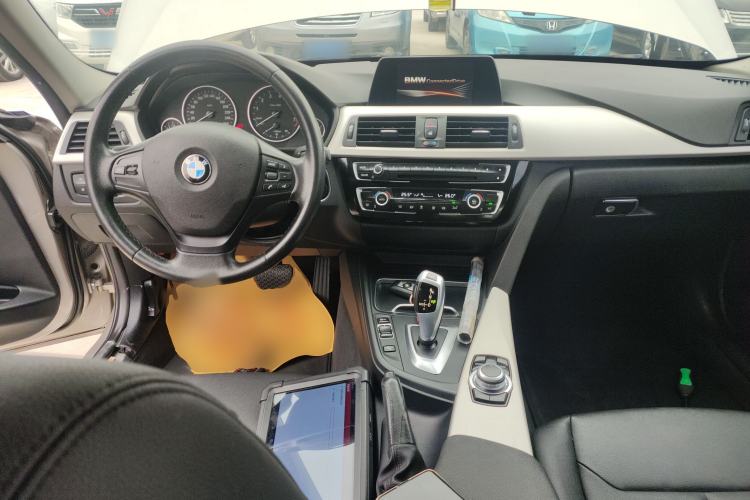 Used BMW 3 Series 2016 320Li Fashion Model
