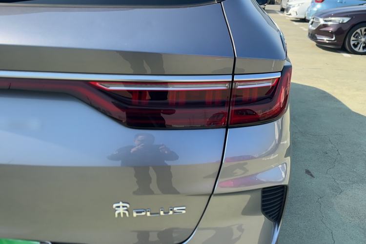 Used BYD Song PLUS New Energy 2021 EV Flagship Model
