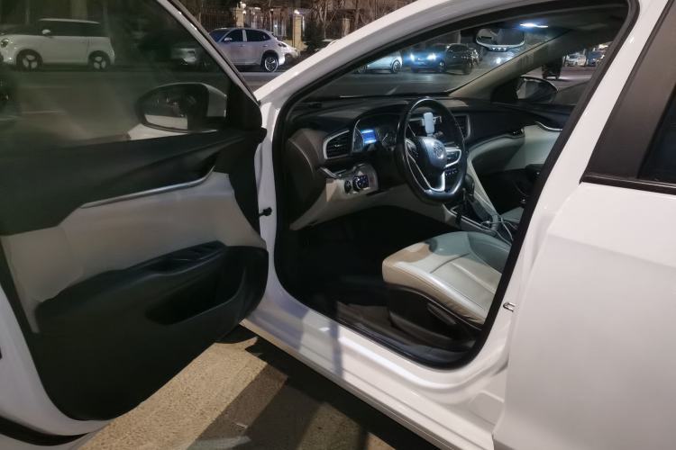 Used Buick GT 2019 15T Dual-Clutch Connected Elite Model China VI