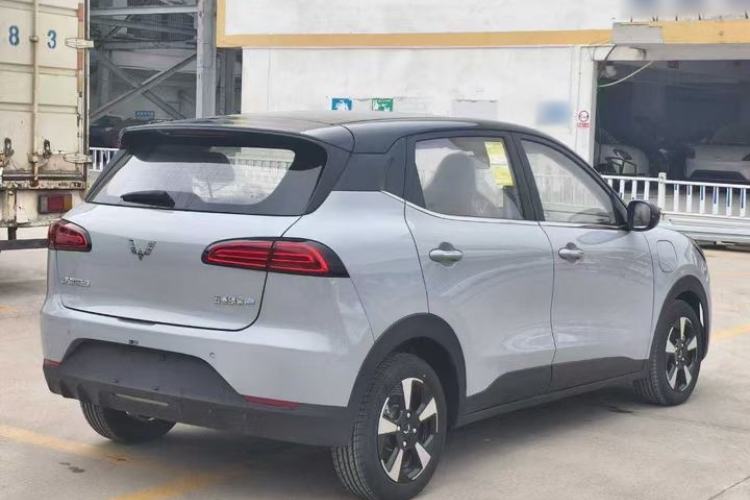 Used Wuling Bingo PLUS 2024 330 km Range Five-Seater Version