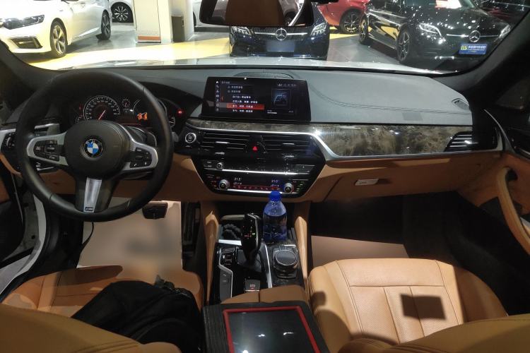 Used BMW 5 Series 2018 530Li Luxury Edition M Sport Package
