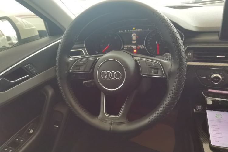 Used Audi A4L 2018 30th Anniversary Edition 40 TFSI Trendy Model