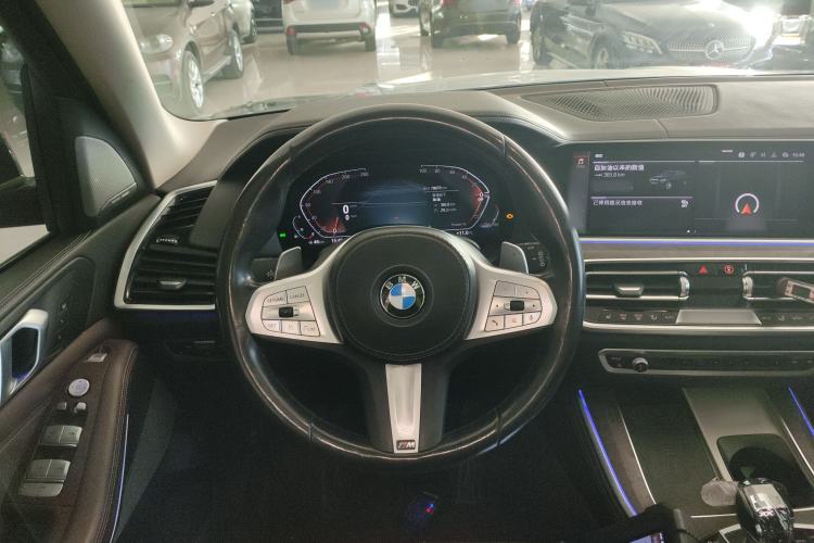 Used BMW X5 2022 xDrive 30Li M Sport Package