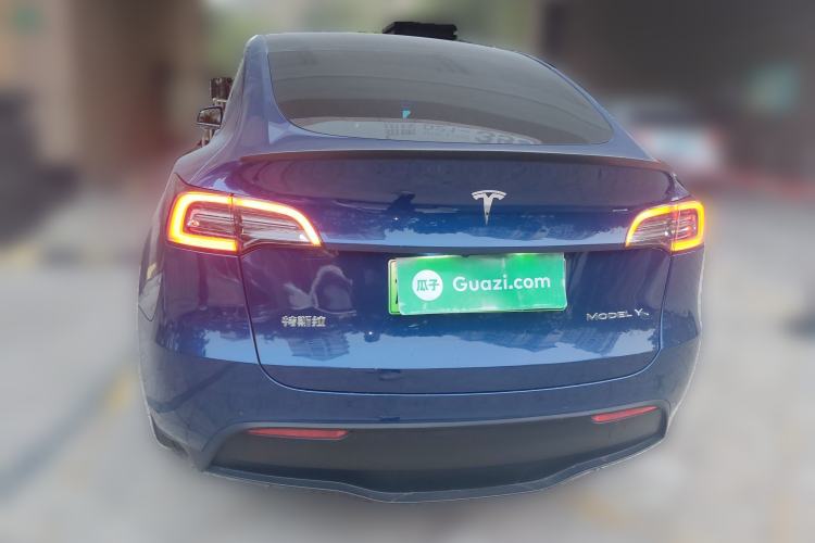 Used Tesla Model Y 2021 Long-Range All-Wheel-Drive Version
