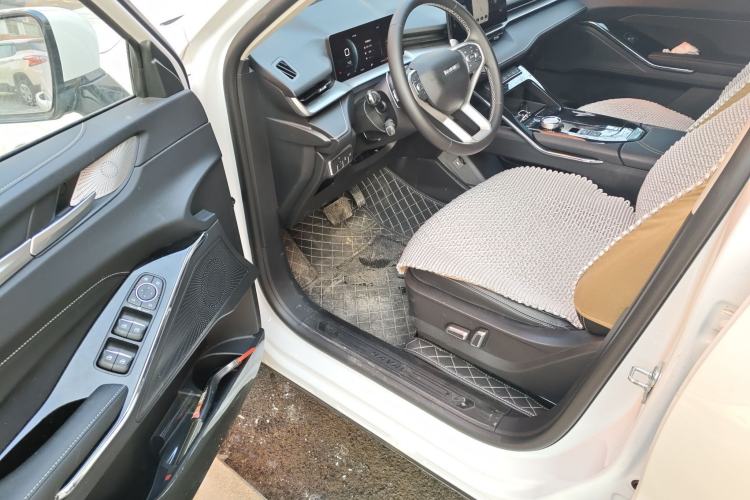 Used Haval H6 2024 1.5T Two-Wheel-Drive Classic Edition
