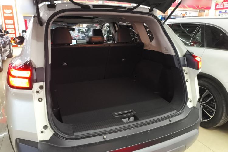 Used Nissan X-Trail 2021 VC-Turbo 300 CVT 2WD Luxury Edition
