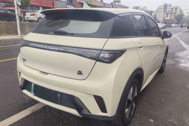 Used BYD Dolphin 2023 420 km Fashion Edition
