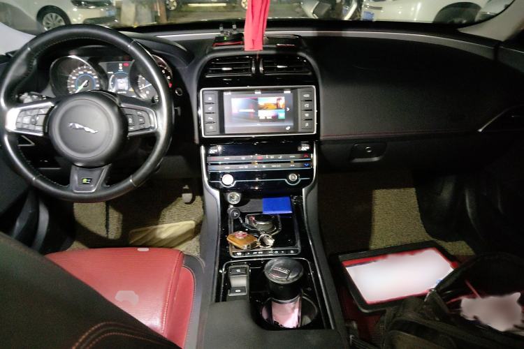 Used Jaguar XE 2017 2.0T 200 PS R-Sport