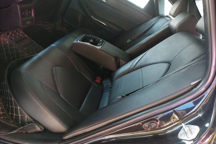 Used Toyota Avalon 2022 Dual-Engine 2.5L Luxury Edition
