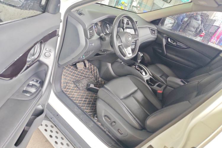 Used Nissan X-Trail 2019 2.0L CVT SmartConnect 7-Seater Comfort Edition 2WD
