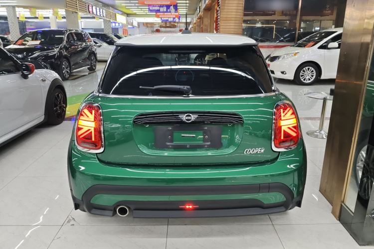 Used  MINI 2022 1.5T COOPER Classic Edition
