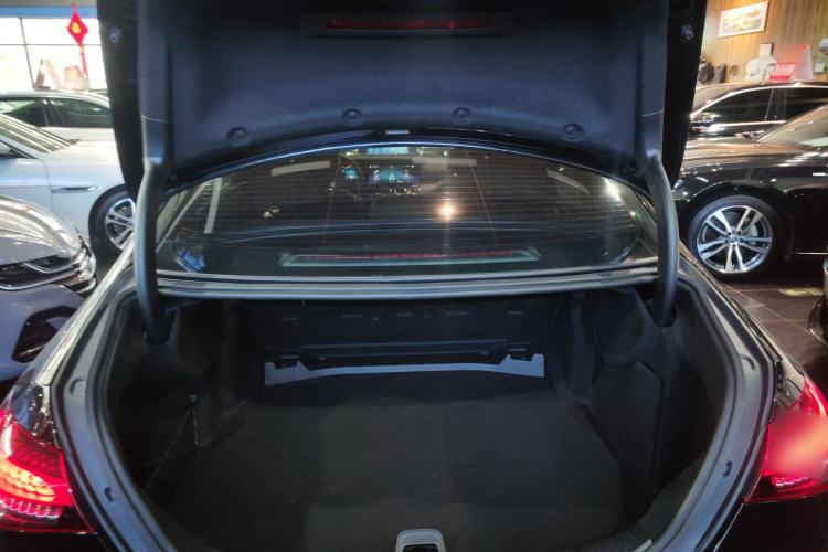 Used Mercedes-Benz E-Class 2022 E 260 L Sport 4MATIC
