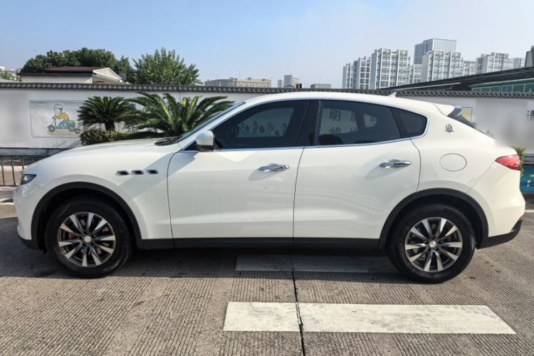 Used Maserati Levante 2018 3.0T Classic Edition
