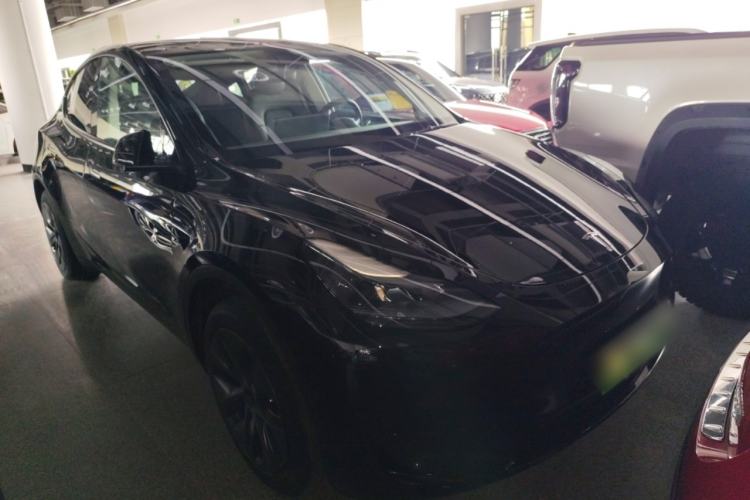 Used Tesla Model Y 2023 Rear-Wheel-Drive Version
