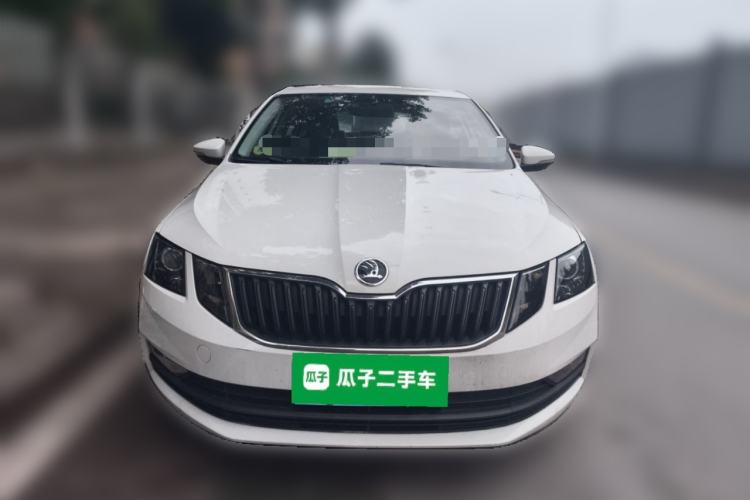 Used Skoda Octavia 2018 1.6L Manual Standard Edition
