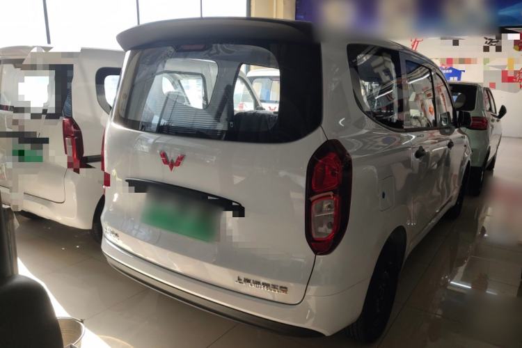 Used Wuling Hongguang New Energy 2025 Extended-Range Hybrid 50 km Utility Version
