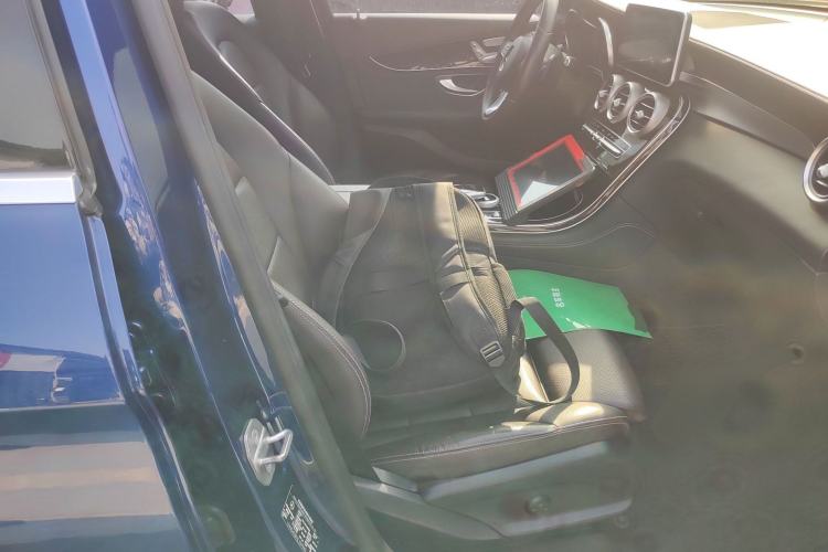 Used Mercedes-Benz GLC 2018 GLC 260 4MATIC Luxury Model