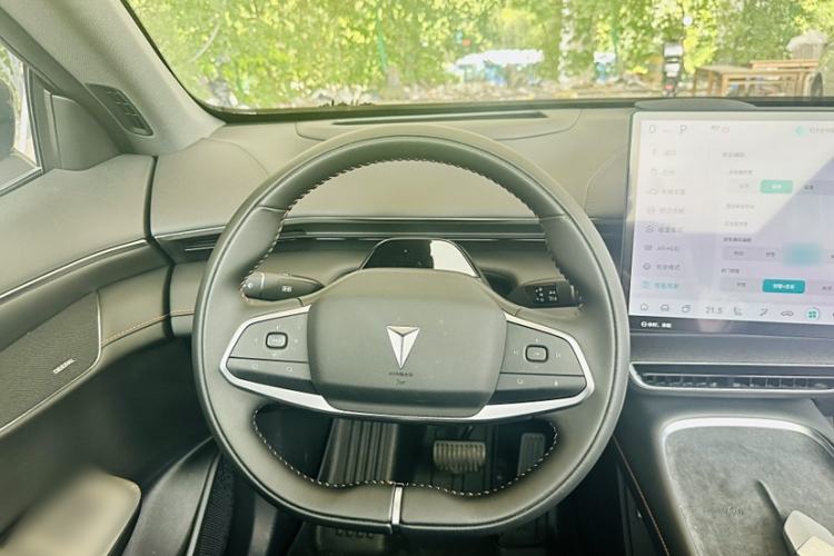 Used  S07 2023 200Max Range-Extended Version
