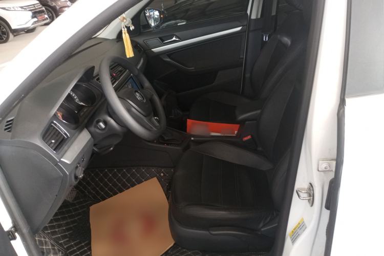 Used Volkswagen Gran Lavida 2015 1.6L Automatic Fashion Edition
