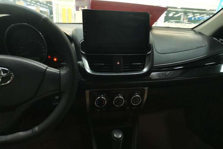 Used Toyota YARiS L 2021 X-Trail 1.5L CVT Leading Edition
