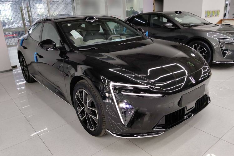 Used  06 2025 Max All-Electric Version
