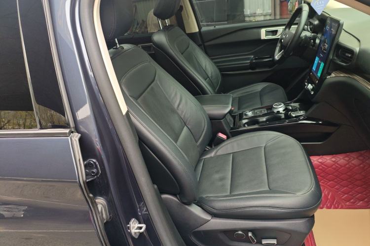 Used Ford Explorer 2020 EcoBoost 285 4x4 Titanium Edition 7-Seater
