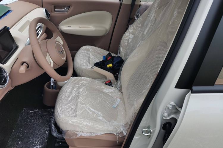 Used Wuling Hongguang MINIEV 2025 Four-Door Version Advanced Edition
