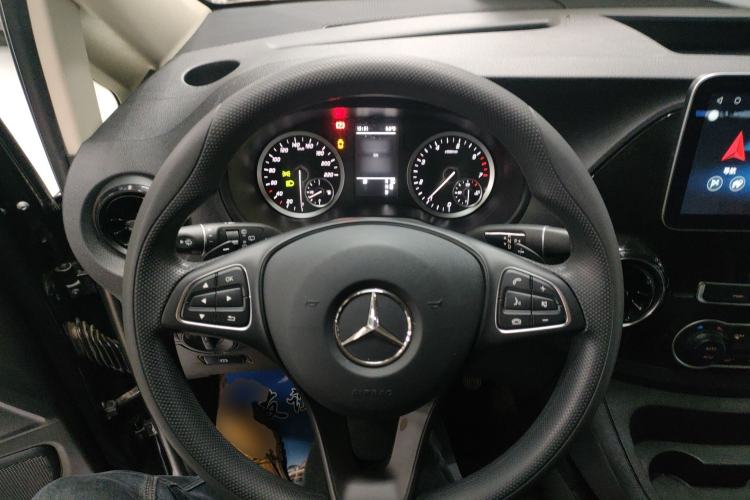 Used Mercedes-Benz Vito 2021 2.0T Elite Version 7 Seats