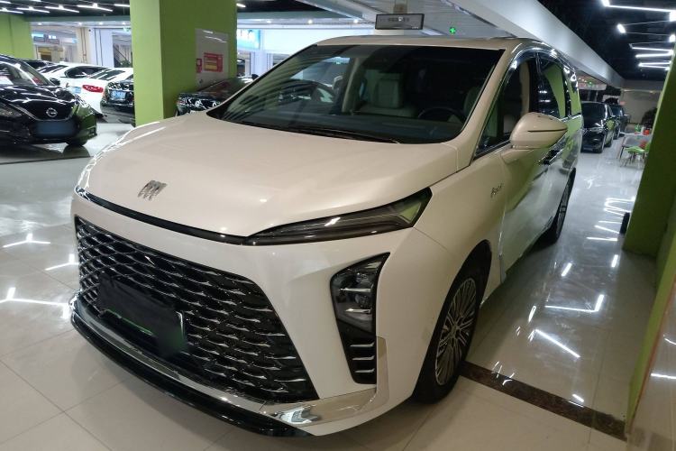 Used Buick GL8 New Energy 2024 Lu Zun Luxury Edition 7-Seater
