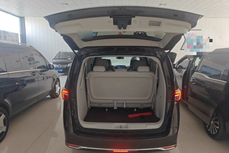 Used Buick GL8 2022 Land Business Class 652T Luxury Model
