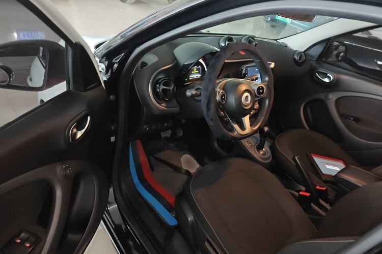 Used  forfour 2018 1.0L 52kW Passion Edition
