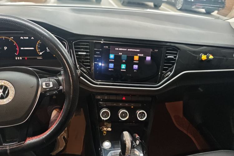 Used Volkswagen T-ROC 2021 280TSI DSG Two-Wheel Drive Comfort Connect Edition
