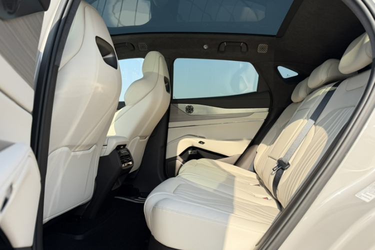 Used Denza N7 2023 with Ultra-Long Range