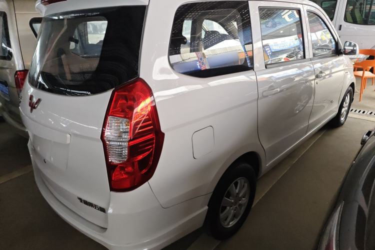 Used Wuling Hongguang 2014 1.5L S Standard Version
