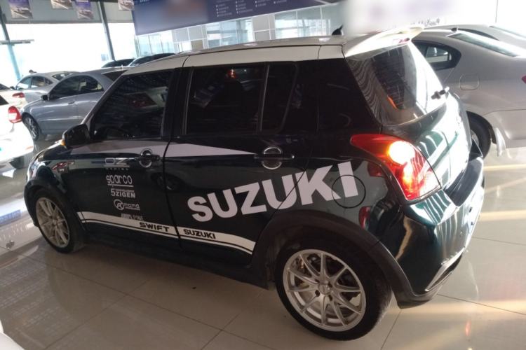 Used Suzuki Swift 2016 1.5L Automatic Fashionable Coolplay Edition
