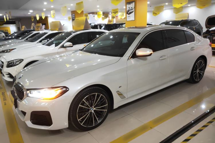 Used BMW 5 Series 2022 Second Facelift 530Li Leading Edition M Sport Package
