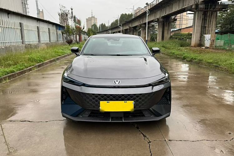 Used Changan UNI-V 2024 1.5T Luxury Edition
