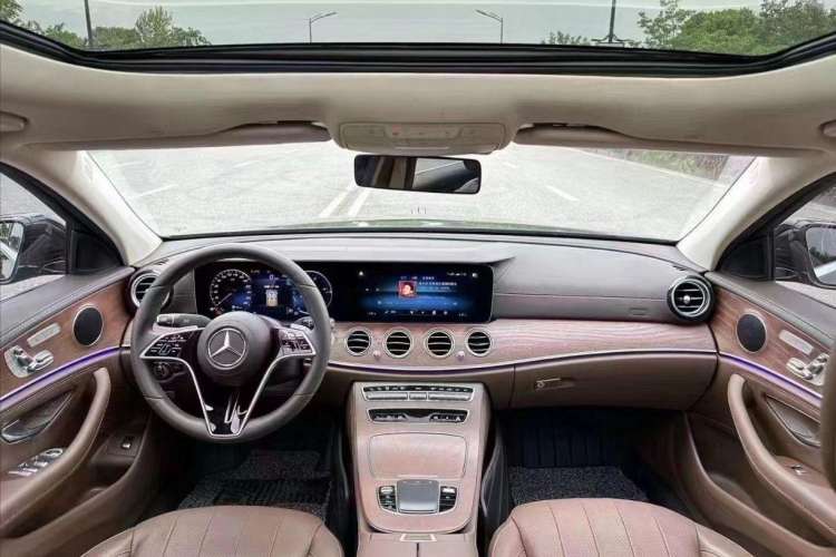 Used Mercedes-Benz E-Class 2023 Updated E 300 L Fashion Edition
