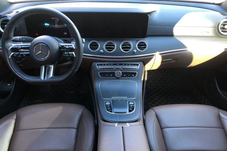 Used Mercedes-Benz E-Class 2021 E 300 L Sporty and Stylish Model
