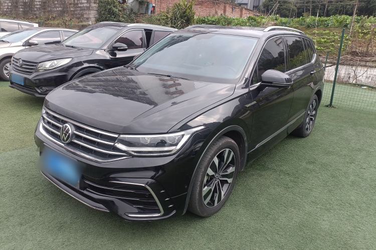 Used Volkswagen Tiguan L 2022 330TSI Automatic Two-Wheel Drive R-Line Enhanced Edition
