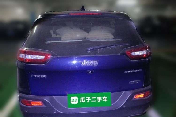 Used Jeep Cherokee 2016 2.0L Superior Edition