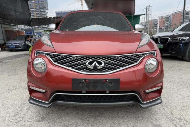 Used Infiniti ESQ 2014 1.6L Spontaneous Edition
